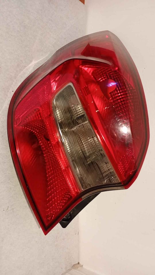 Faro Trasero Original Usado Ford Ka Retromarcha Fume con Portón Lado Izquierdo